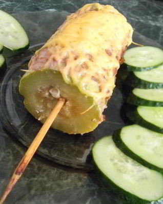 Шашлычки — кабачки с фаршем