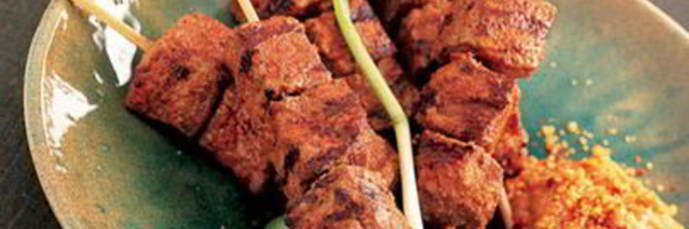 Шашлычки в соусе сате