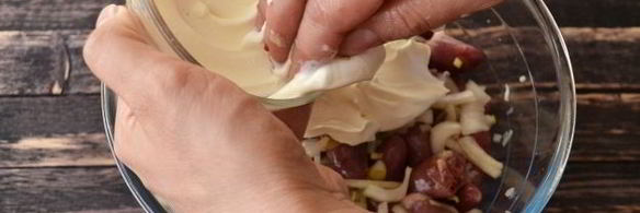 шашлык из куриных сердечек в сметане