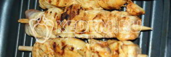 шашлык из курицы на сковороде гриль