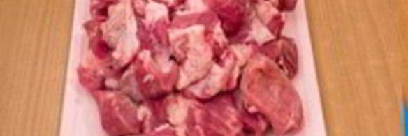 шашлык из свинины, маринованый в помидорах