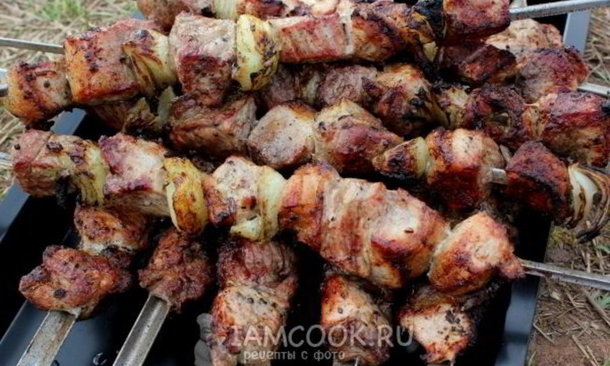 Рецепт шашлыка из свинины с луком в армянском маринаде