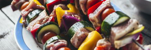 шашлык из свинины с овощами