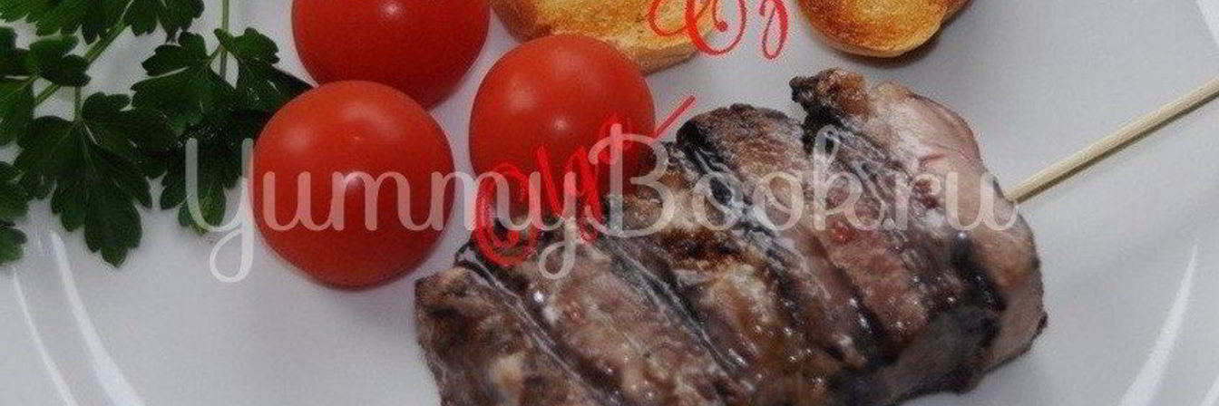 Шашлык из свинины в ореховом маринаде с грушами