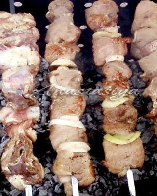 Шашлык из свинины в пряном маринаде