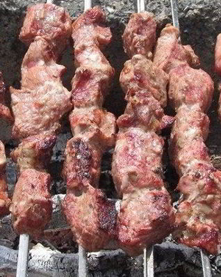 Шашлык из телятины на минеральной воде