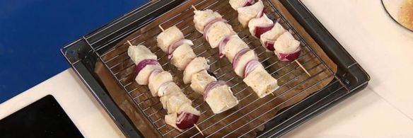 шашлык из зубатки с луковым конфитюром