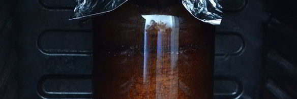 шашлык в духовке в банке на шпажках