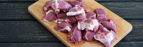 шашлык в духовке в банке на шпажках