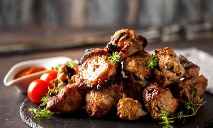 Рецепт шашлыка в маринаде из тертого лука и уксуса