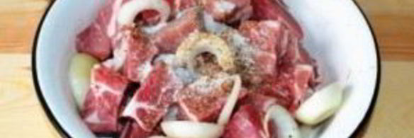 сочный шашлык из свинины с уксусом