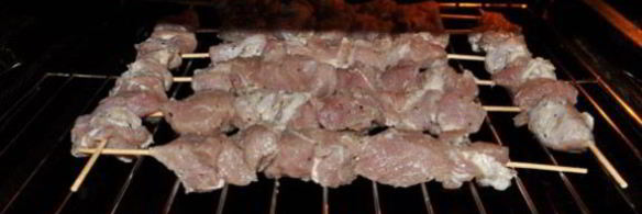 свиные шашлыки в духовке