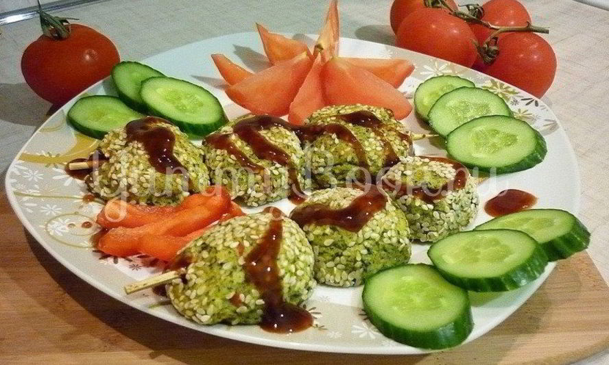 Рецепт зеленых сырно-картофельные шашлычки на шпажках