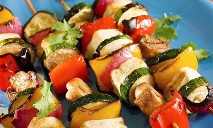 Рецепт жареных овощных шашлычков с грибами и соусом якитори