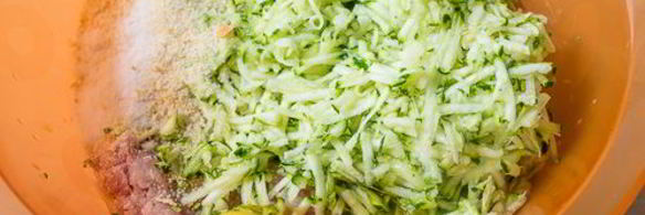 кабачковые тефтели в томатном соусе