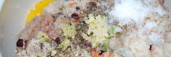 курино-свинные тефтели, запеченные в соусе