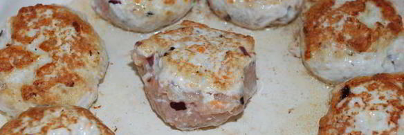 курино-свинные тефтели, запеченные в соусе