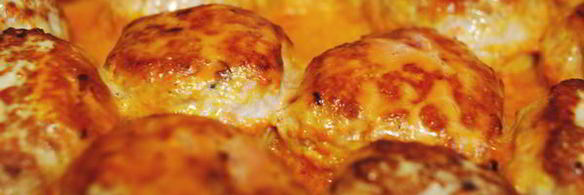 курино-свинные тефтели, запеченные в соусе