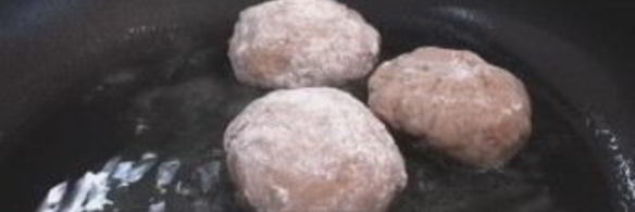 очень нежные тефтели в томатно-сметанном соусе