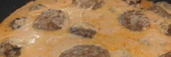 очень нежные тефтели в томатно-сметанном соусе