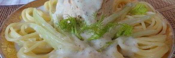 рыбные тефтели в гнезде из спагетти со сливочным соусом