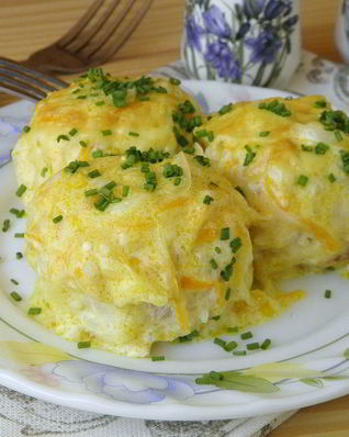 Тефтели под сметанным соусом