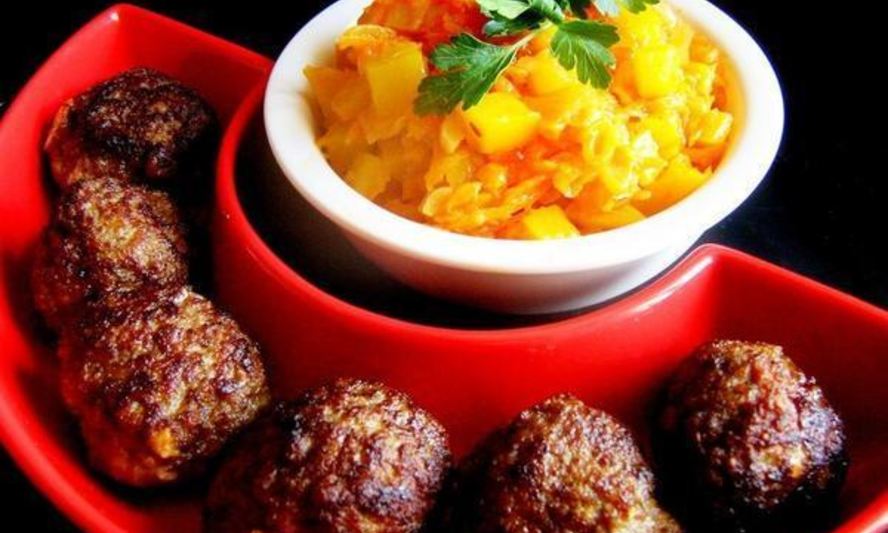 Рецепт тефтелей с бананами, кешью и карри