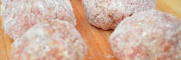 тефтели с подливкой на сковороде