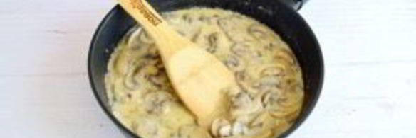 тефтели в грибном соусе под сыром