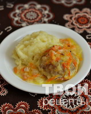 Тефтели в сметанном соусе