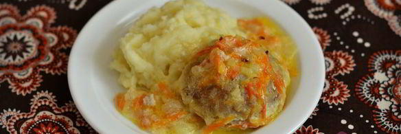 тефтели в сметанном соусе