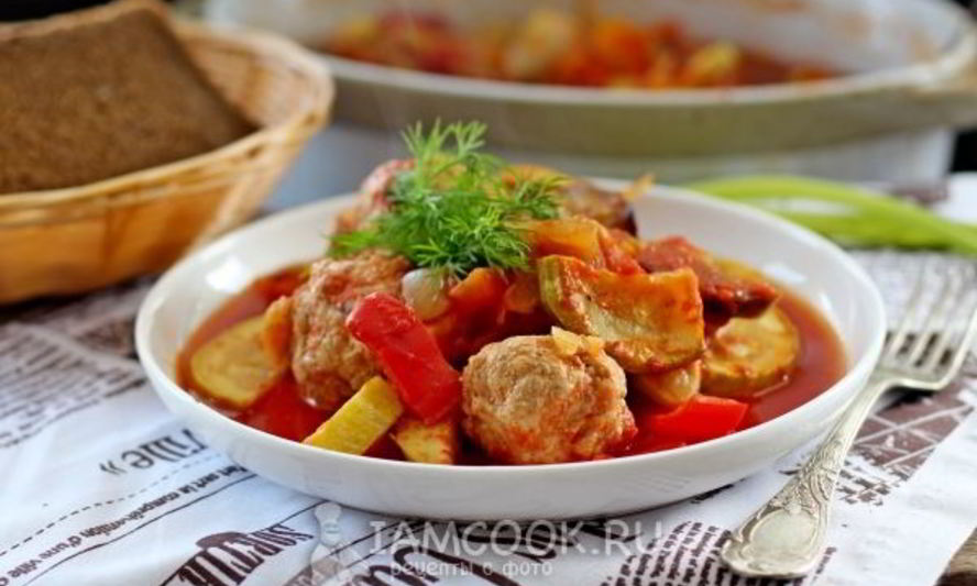 Рецепт тефтелей запеченных с овощами