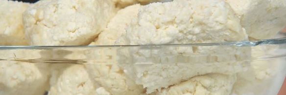 ленивые вареники с облепиховым соусом