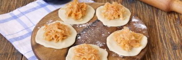 постные вареники с капустой
