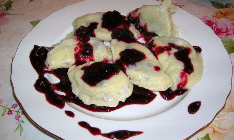 Рецепт вареников с черникой