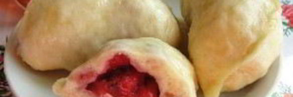 вареники с клубникой