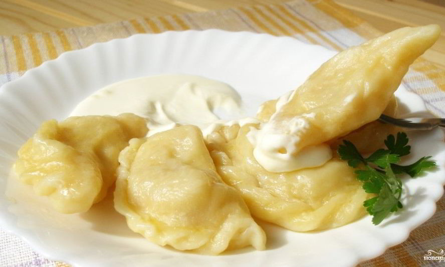 Рецепт вареников с салом