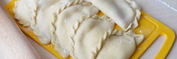 вареники с творогом и яичными желтками