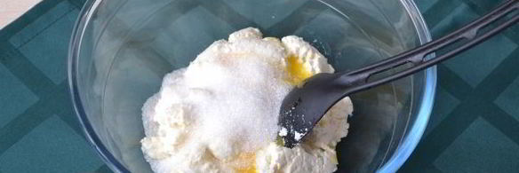 вареники с творогом и яичными желтками