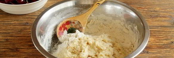 заварное тесто для вареников с вишней