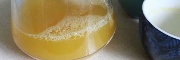 апельсиновый напиток с зеленым чаем