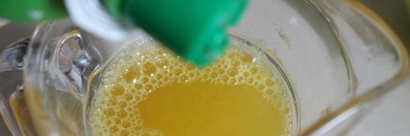 апельсиновый напиток с зеленым чаем