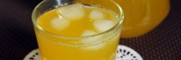 апельсиновый напиток с зеленым чаем