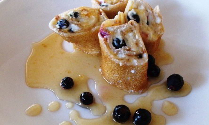 Рецепт блинчиков филадельфия с кленовым сиропом