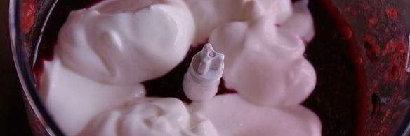 чернично-клубничный коктейль