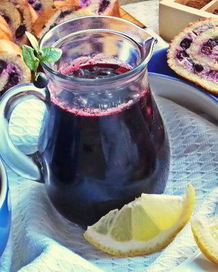 Чернично-яблочный напиток