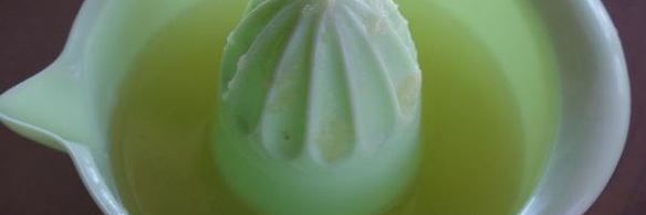 имбирный напиток с лимоном и розмарином