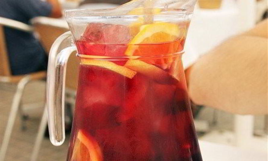 Рецепт холодного пунша для большой компании