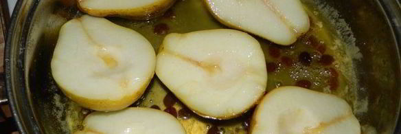 корзинки с грушами и апельсиновым сиропом