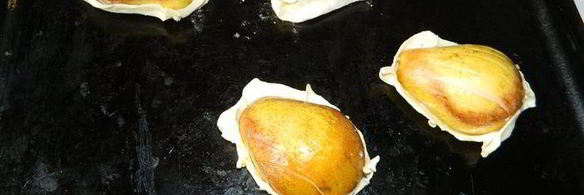 корзинки с грушами и апельсиновым сиропом